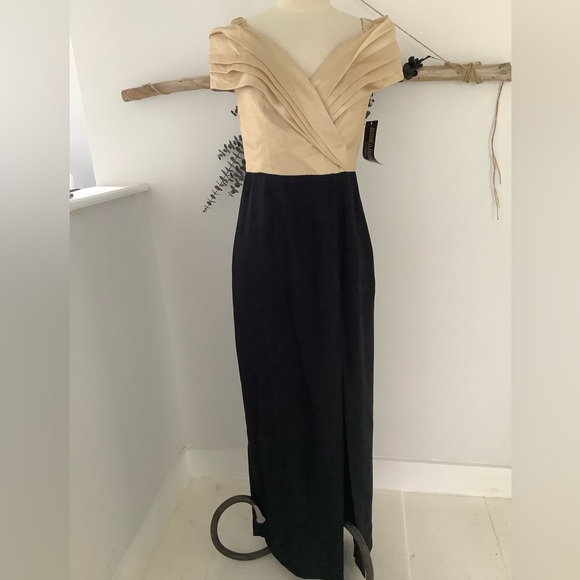 New 90s Jessica Howard off shoulder fitted dress gold/champagne black 2 4 - Picture 2 of 11